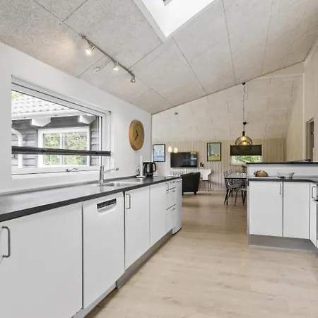 Villavilla 380 - Fjellerup, Ostjylland * Glesborg